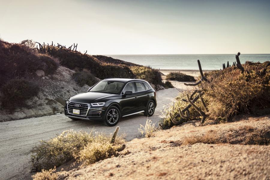  Audi Q5 TFSI Quattro 2016 года  (WW) (фото 4 из 30)